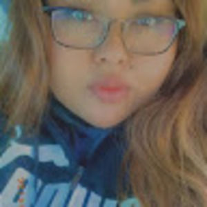 Meet your Posher, Alejandra